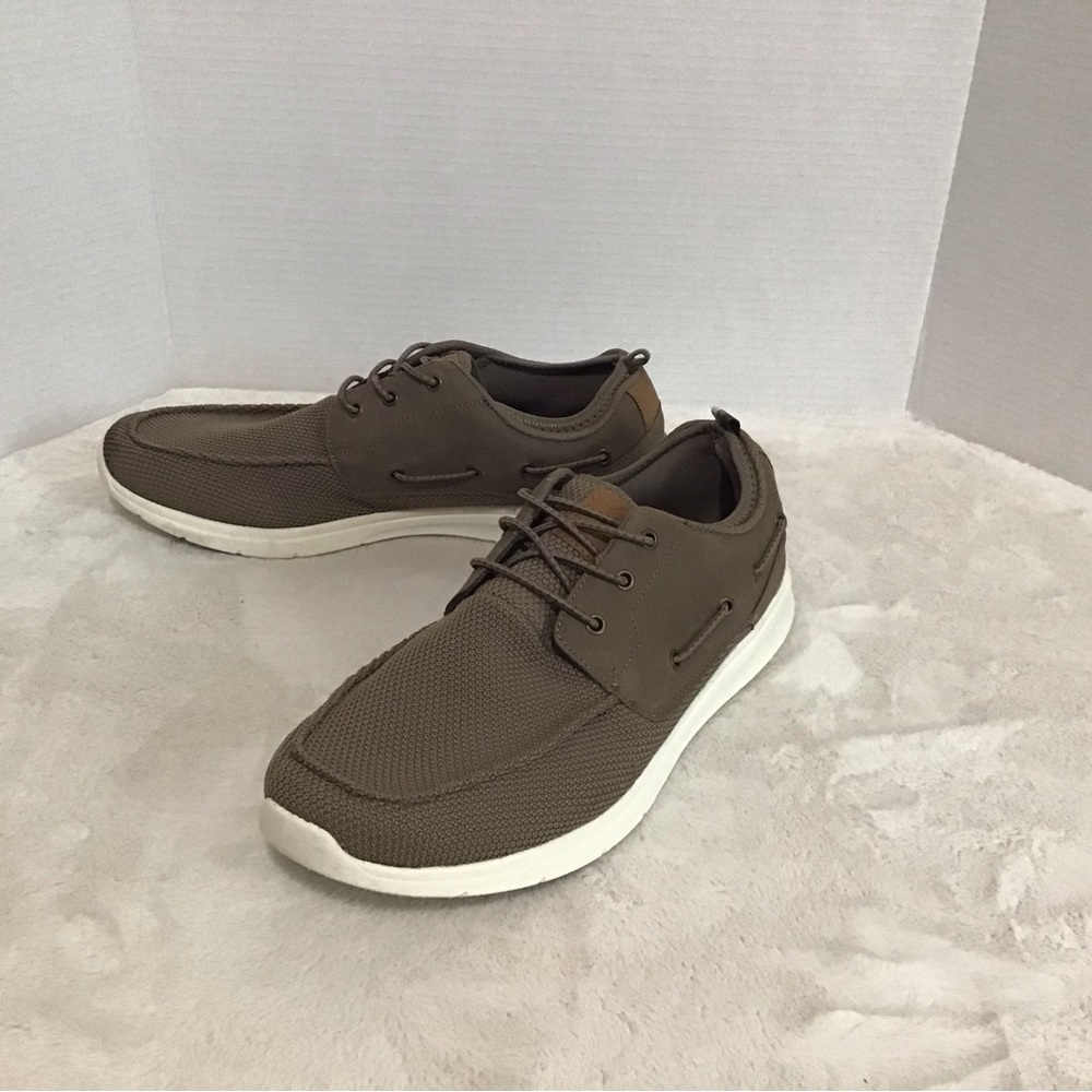 Magellan Outdoor Boat Shoes Men’s Size 12 Memory Foam Tan Taupe Color